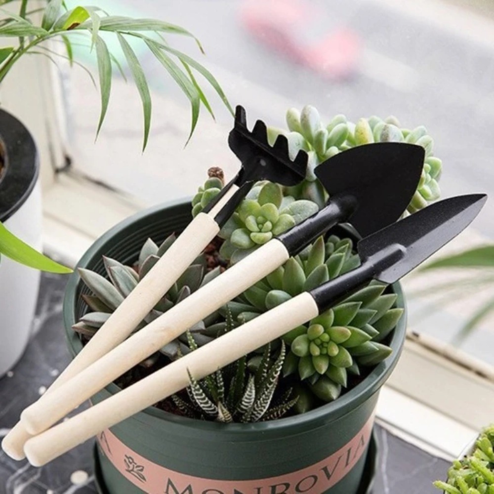 Set di 3 Mini Attrezzi da Giar - Gardening Tools On Sale recensione e prezzo